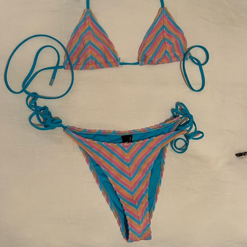 Triangl Bikini Set
